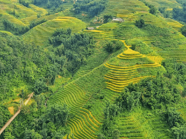 Nơi vắng vẻ nhiều người chưa biết ở Sa Pa, nhìn ảnh du khách nhận xét: "Đúng là cảnh đẹp trần gian!"- Ảnh 1.