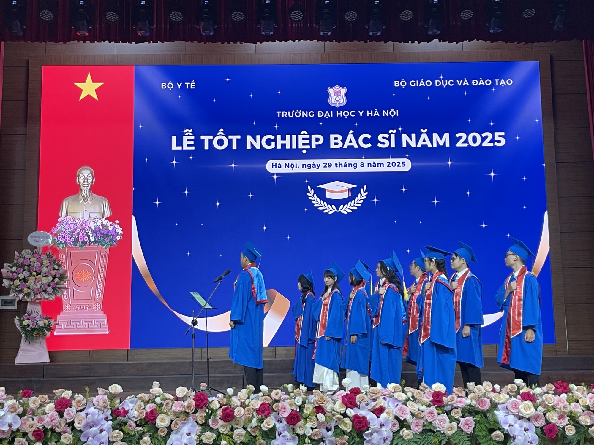 Chân dung thủ khoa kép "siêu hiếm" của Đại học Y Hà Nội- Ảnh 3.