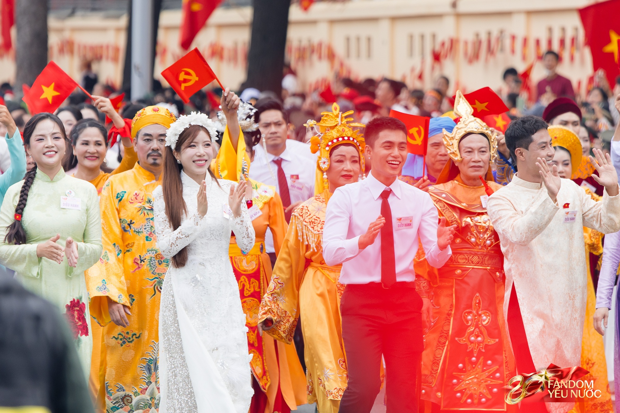 Chưa bao giờ nghệ sĩ Việt đẹp đến thế!- Ảnh 11. Chưa bao giờ nghệ sĩ Việt đẹp đến thế!- Ảnh 11.
