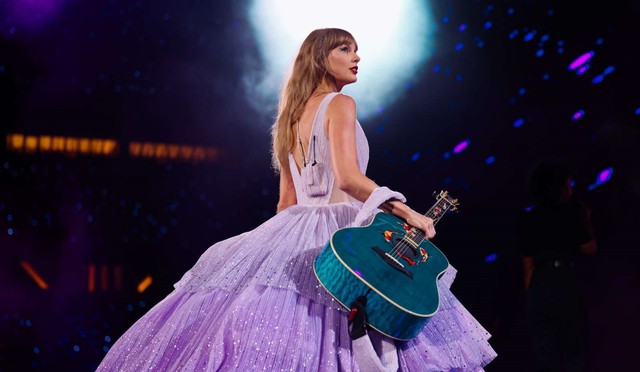 Năm số 9 của Taylor Swift: Chi 9.300 tỷ lấy lại sự nghiệp, album mới gây bão toàn cầu, có màn cầu hôn thế kỷ chấn động nền văn hóa- Ảnh 3.