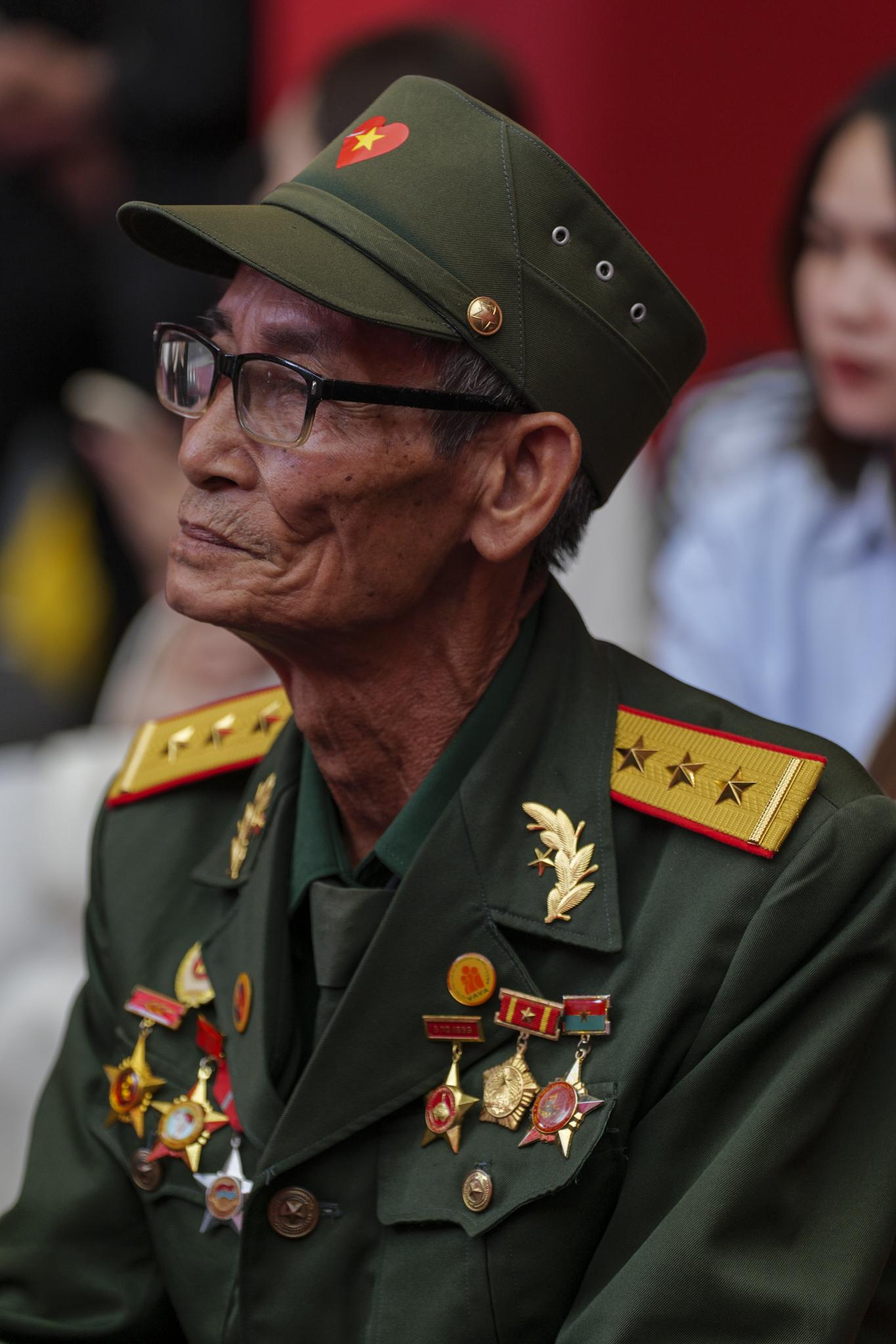 Thế hệ trẻ được truyền lửa khi nghe các bậc lão thành kể về một thời đầy khát vọng độc lập, tự do của cha anh- Ảnh 2.