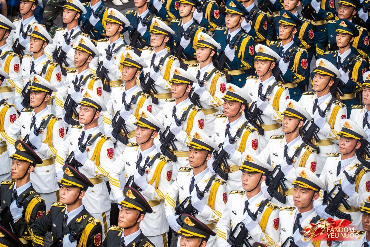 Cận cảnh quân nhân Nga, Trung Quốc, Lào, Campuchia tham gia tổng duyệt diễu binh diễu hành kỷ niệm 80 năm Quốc khánh- Ảnh 16.
