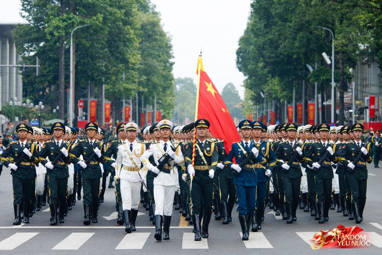 Cận cảnh quân nhân Nga, Trung Quốc, Lào, Campuchia tham gia tổng duyệt diễu binh diễu hành kỷ niệm 80 năm Quốc khánh- Ảnh 15.