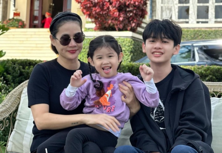 Hôn nhân lận đận của 2 nữ diễn viên cùng tên trong 