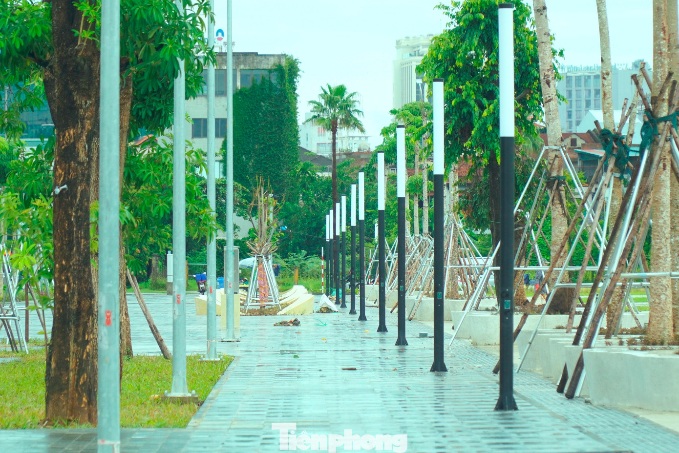 Xem trước h&igrave;nh ảnh quảng trường 200 tỷ ở Huế sắp kh&aacute;nh th&agrave;nh- Ảnh 14.