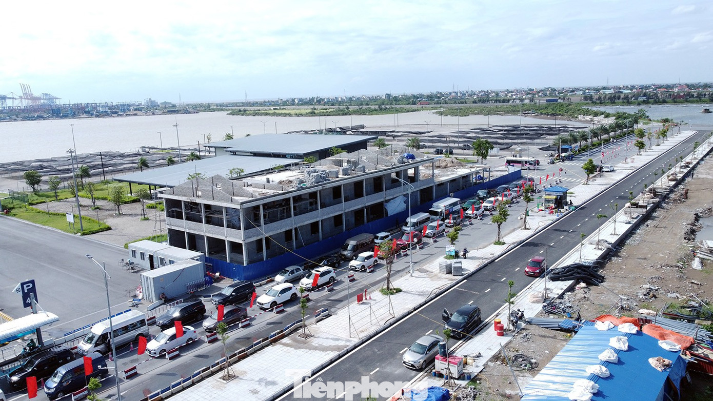 Cảnh lạ ở bến phà ra Cát Bà du lịch dịp 2/9- Ảnh 9.
