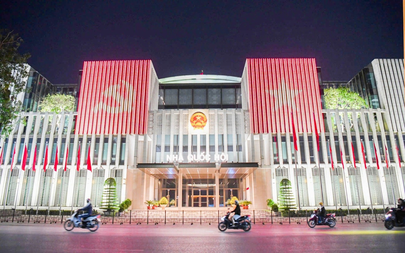 Nhà Quốc hội mở cửa cho nhân dân vào tham quan, chụp ảnh dịp Quốc khánh- Ảnh 1.