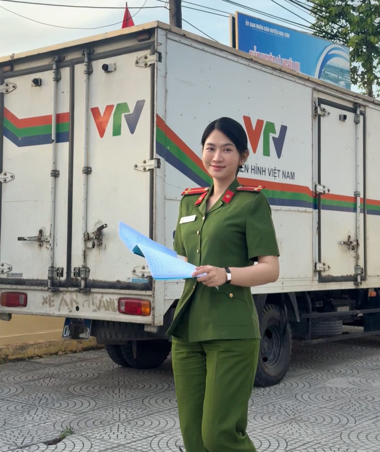 Hiếm lắm mới có mỹ nhân Việt để mặt mộc đẹp không lối thoát, bảo sao 10 triệu fan say như điếu đổ- Ảnh 1.