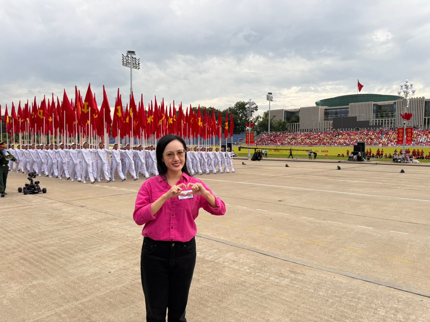 Chân dung 13 người trong tổ thuyết minh Lễ diễu binh, diễu hành A80- Ảnh 3. Chân dung 13 người trong tổ thuyết minh Lễ diễu binh, diễu hành A80- Ảnh 3.