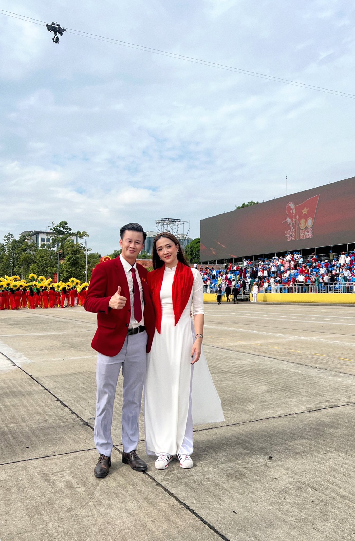 Cặp đôi vàng của thể thao Việt Nam tại Đại lễ 2/9: Vợ xinh nhất làng thể dục nghệ thuật, chồng là HLV nổi tiếng- Ảnh 1.
