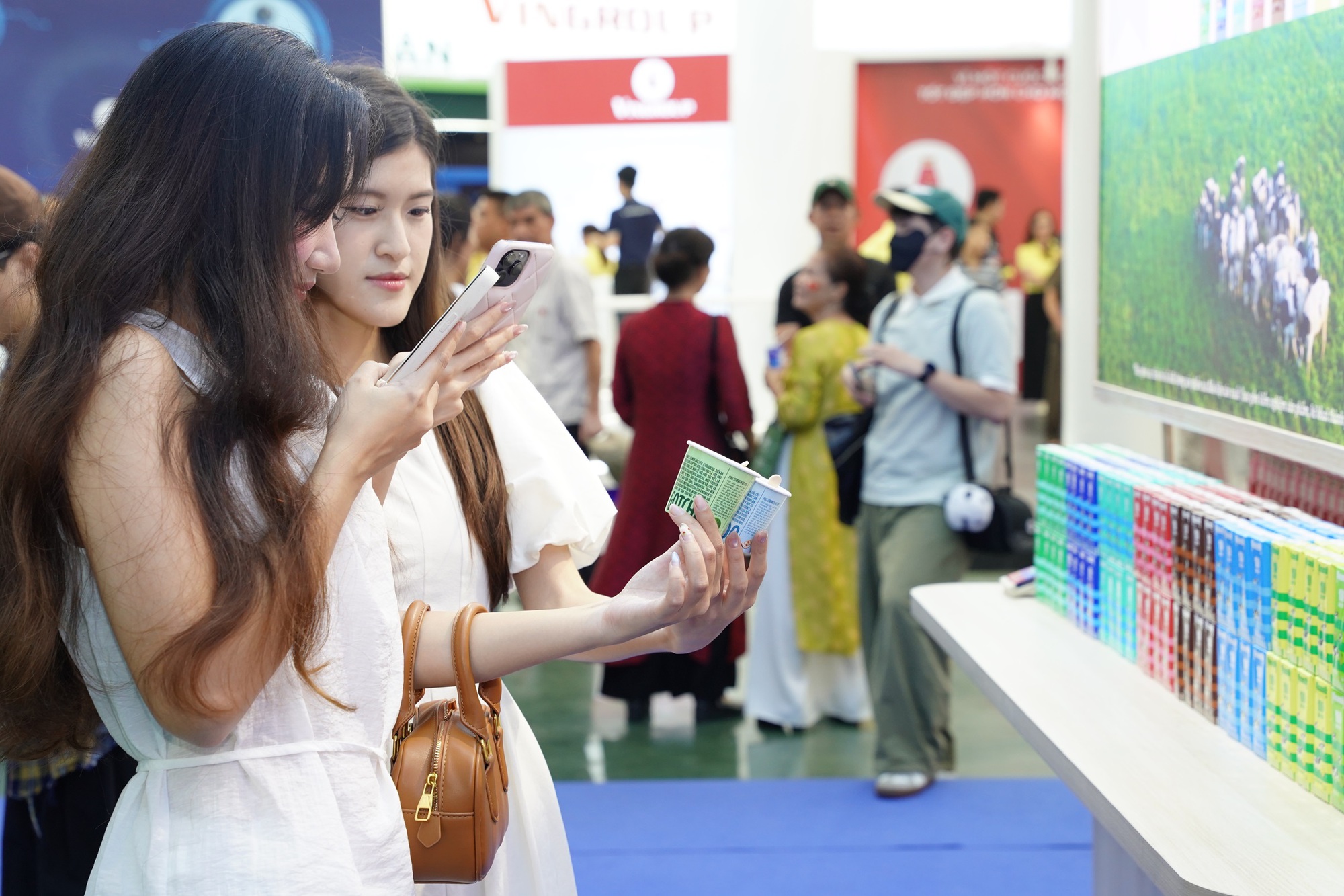 Thích thú trải nghiệm không gian trưng bày của Vinamilk tại Triển lãm thành tựu đất nước 80 năm- Ảnh 7.