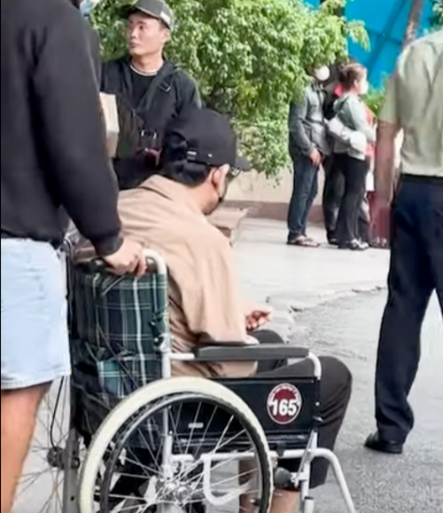 Tài tử Việt khiến khán giả say đắm một thời: Đột quỵ ở tuổi 57, đời tư cực bí ẩn- Ảnh 3. Tài tử Việt khiến khán giả say đắm một thời: Đột quỵ ở tuổi 57, đời tư cực bí ẩn- Ảnh 3.