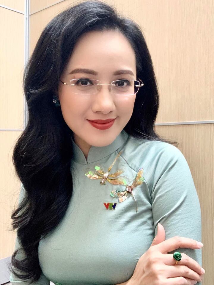 Hai biên tập viên VTV đọc thuyết minh trong lễ diễu binh, diễu hành A80 là ai?- Ảnh 3.