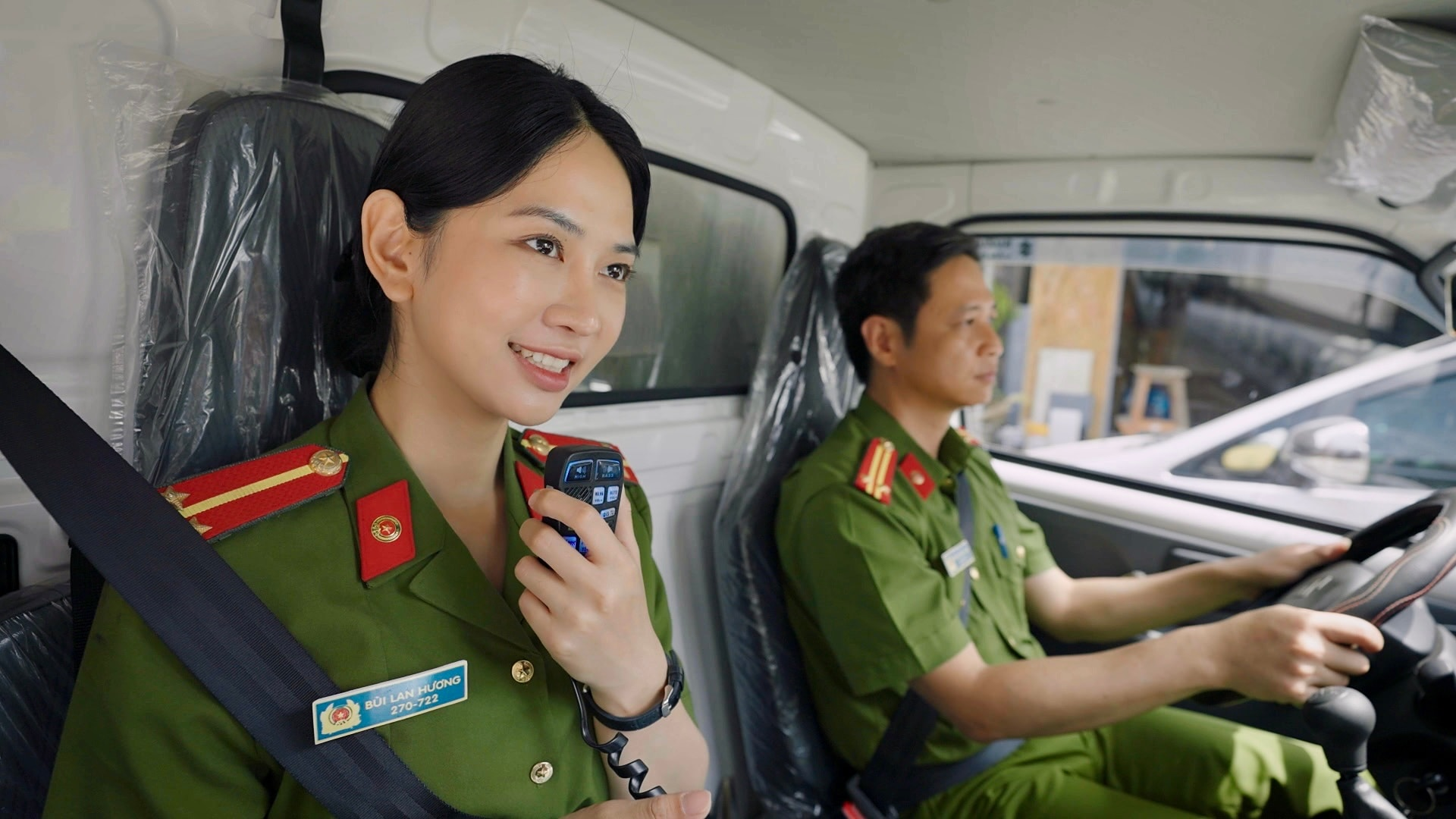 Hiếm lắm mới có mỹ nhân Việt để mặt mộc đẹp không lối thoát, bảo sao 10 triệu fan say như điếu đổ- Ảnh 3.