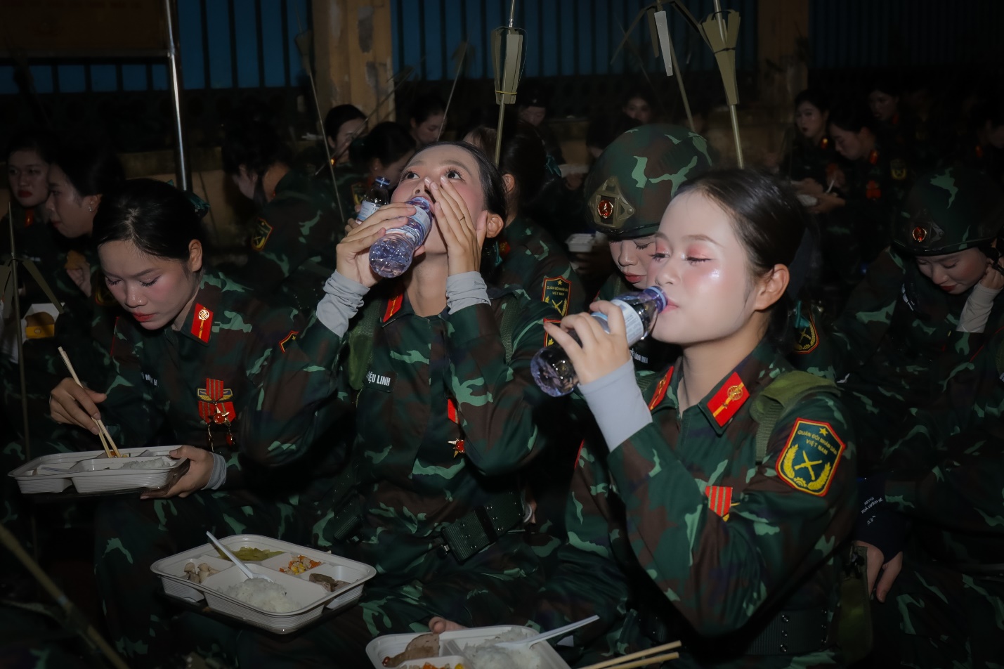 Một đêm không ngủ của lực lượng diễu binh, diễu hành- Ảnh 2.