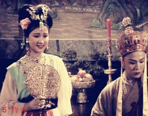 Diễn viên duy nhất góp mặt trong cả 4 bộ phim chuyển thể từ Tứ đại danh tác hóa ra là Diễn viên duy nhất góp mặt trong cả 4 bộ phim chuyển thể từ Tứ đại danh tác hóa ra là