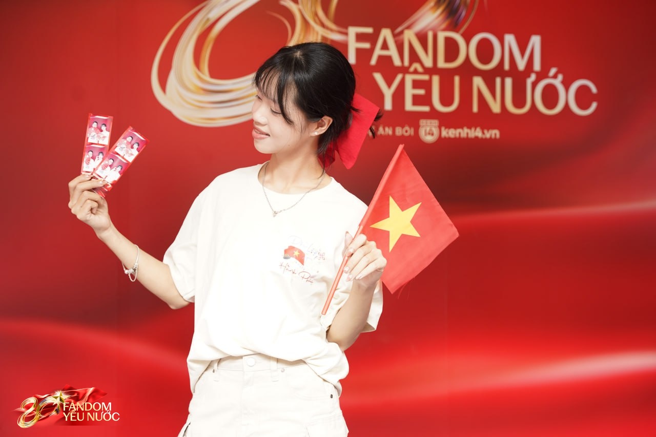 Hình ảnh vui nhất lúc này ở phố đi bộ Hồ Gươm- Ảnh 8.