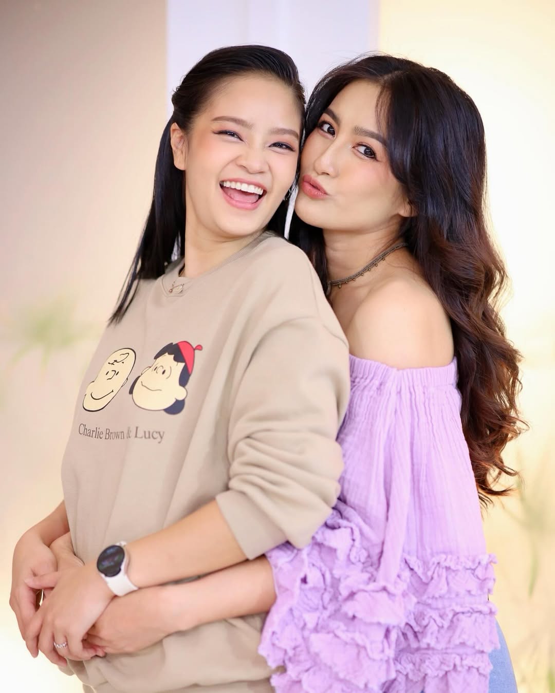 1 mỹ nhân Miss Universe và người yêu đồng giới sắp cưới sau 2 năm hẹn hò!- Ảnh 1.