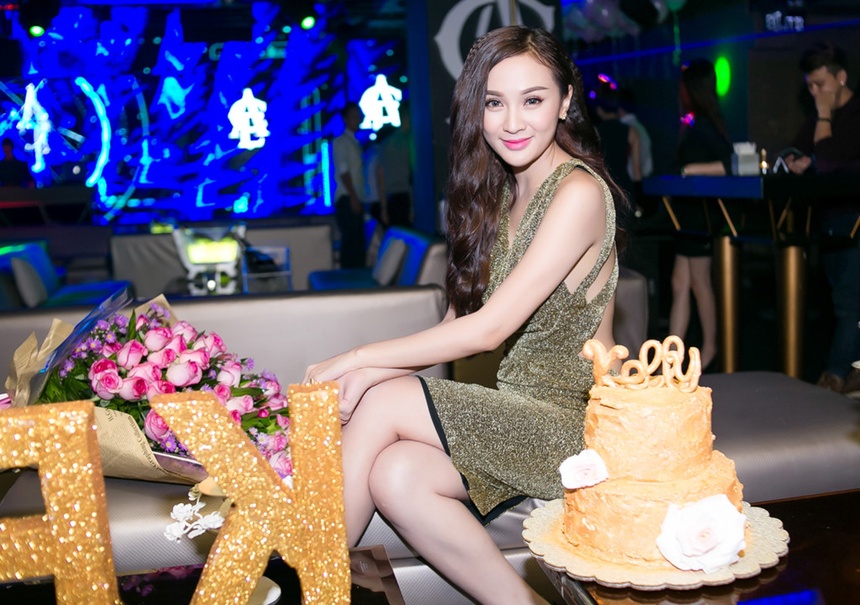 Mỹ nhân Việt khốn đốn vì phẫu thuật hỏng, suýt phải bỏ cằm do hoại tử- Ảnh 6.