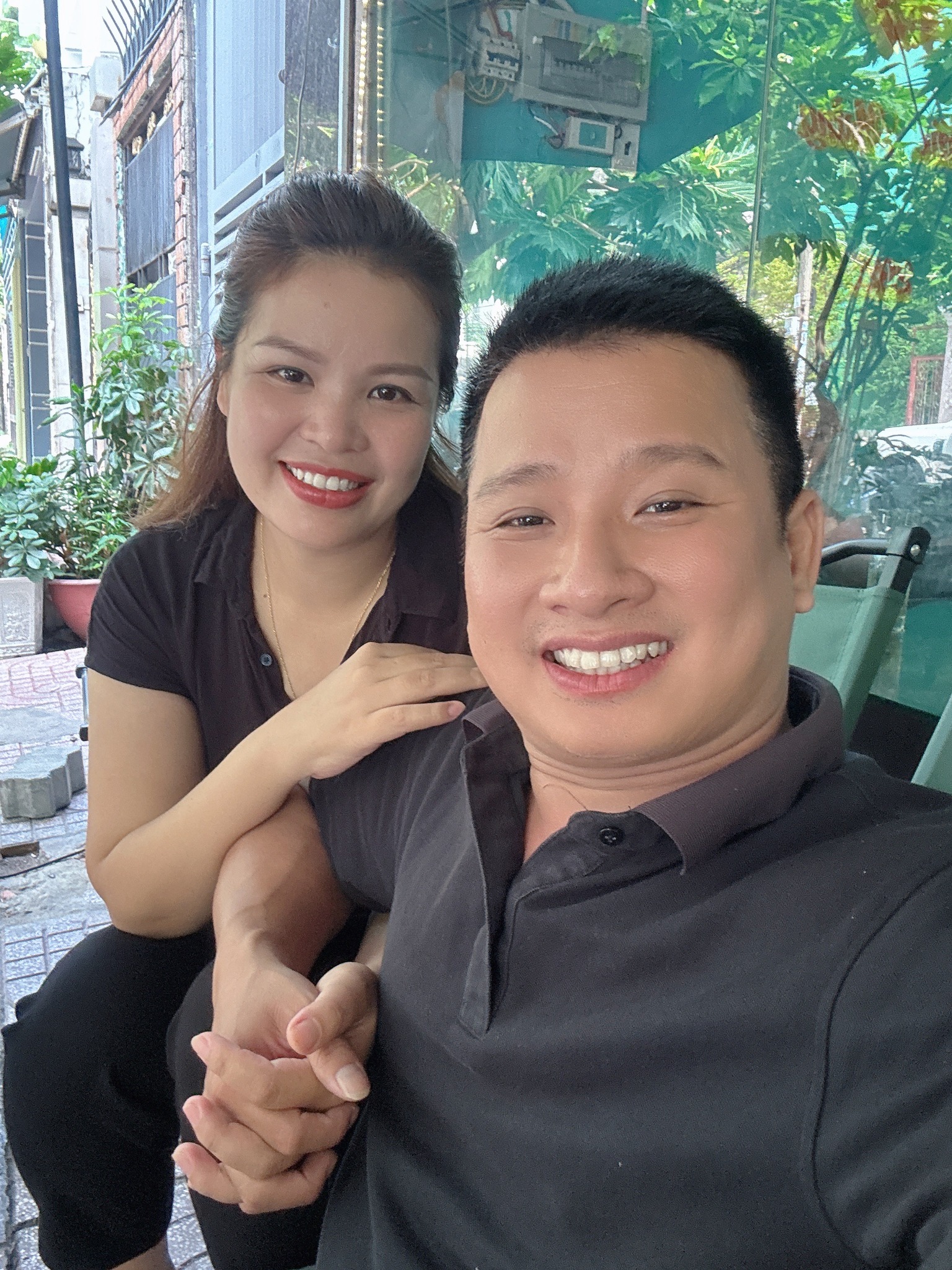 Người phụ nữ xinh đẹp lấy chồng khuyết tật 2 chân ở Phú Thọ: Cuộc sống thay đổi ngoạn mục sau 1 năm- Ảnh 4.
