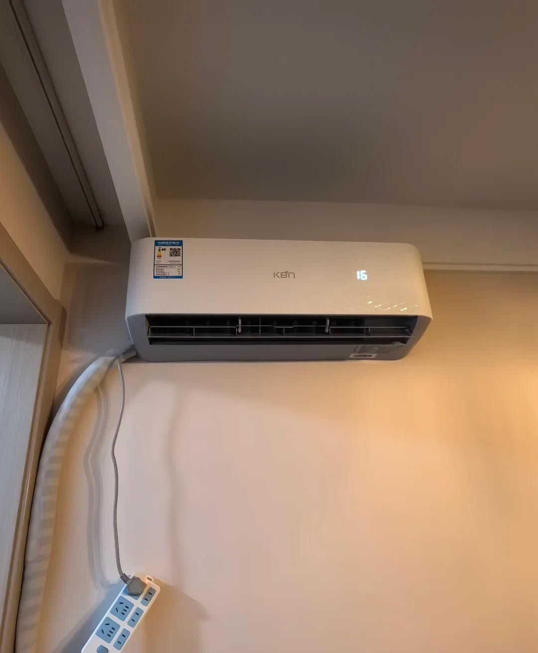3 thiết bị là 