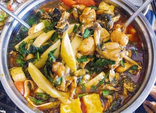 Món Việt từ thịt lên đài Hàn Quốc: Không phải thịt bò, thịt gà, du khách nhận xét "Có gan mới dám thử!"- Ảnh 6.