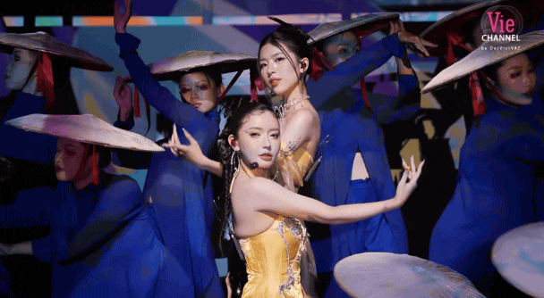 Netizen chọn ra tiết mục xuất sắc nhất Em Xinh Say Hi, càng xem càng muốn đuổi 300 khán giả trường quay- Ảnh 2.