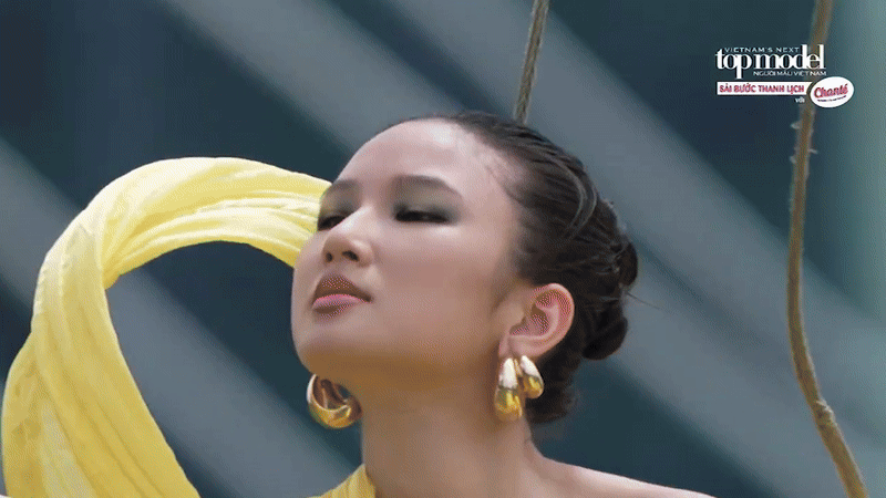 Nàng Mơ bị đuổi khỏi set quay ngay tập 1 Vietnam's Next Top Model: 