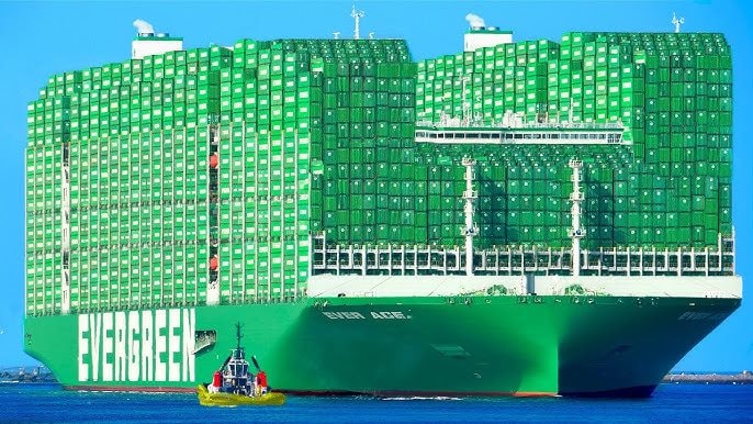 Hai tàu Evergreen gặp nạn liên tiếp: Hơn 50 container rơi xuống biển- Ảnh 1.