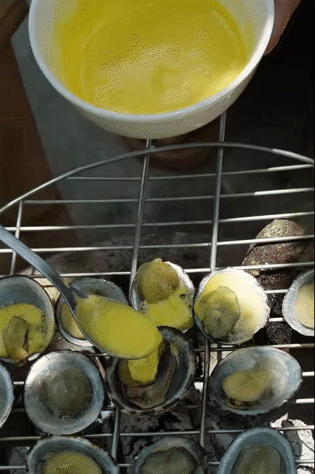 Điểm đến duy nhất ở Việt Nam có thể săn ảnh máy bay hạ cánh sát mặt biển, lại được thưởng thức món hải sản 'độc nhất vô nhị' của đại dương- Ảnh 9.