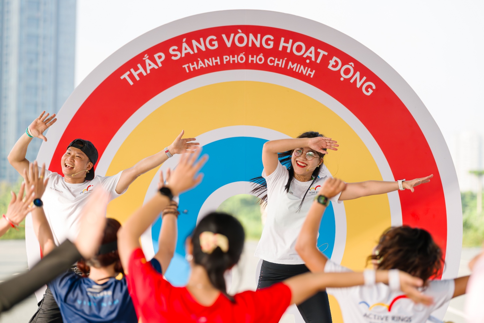 Sống khỏe là một hành trình, và bạn có thể bắt đầu ngay với vài thay đổi nhỏ- Ảnh 4.