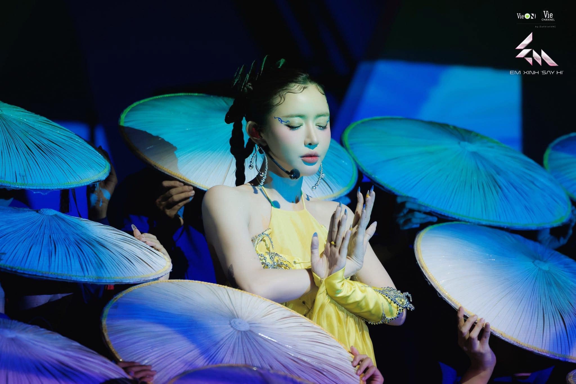 Mẹ Bích Phương đã 