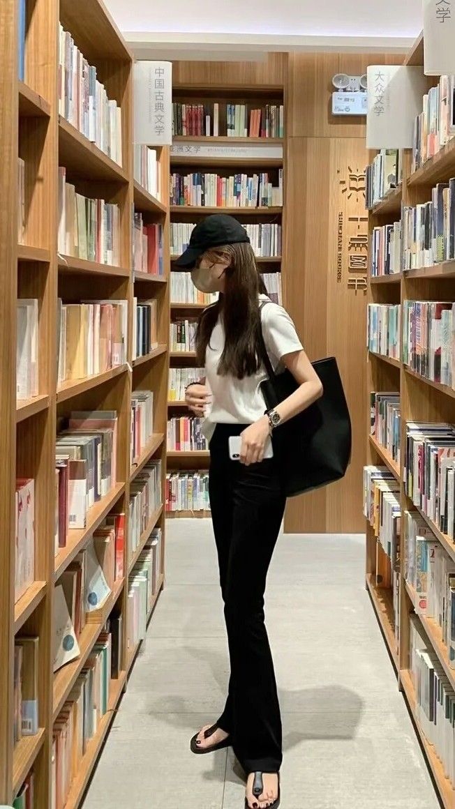 Người mới muốn đầu tư mà không hiểu gì về thị trường - bắt đầu từ đâu để không mất tiền?- Ảnh 1.