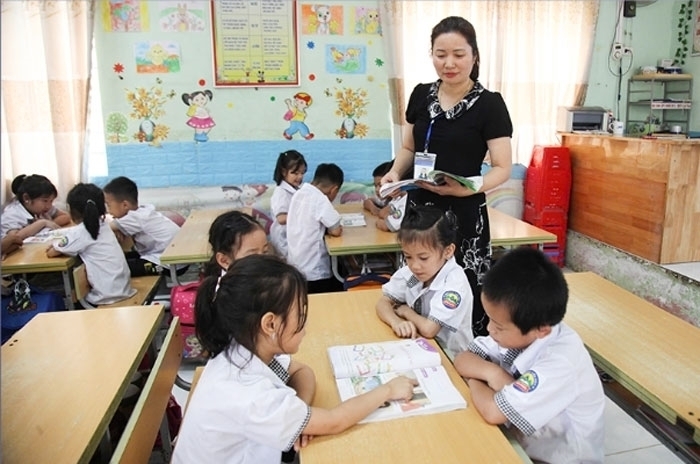 Trường THCS, THPT không được dạy quá 7 tiết/ngày- Ảnh 1. Trường THCS, THPT không được dạy quá 7 tiết/ngày- Ảnh 1.