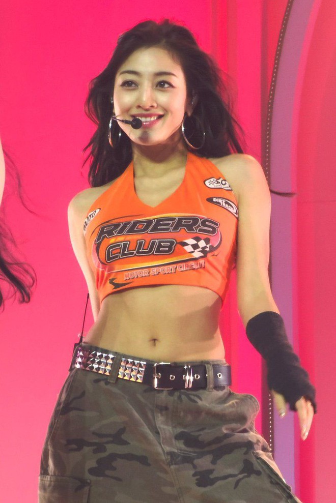 Nữ thần da ngăm viral khắp cõi mạng, body đỉnh tới nỗi đập tan tiêu chuẩn Kpop- Ảnh 11.