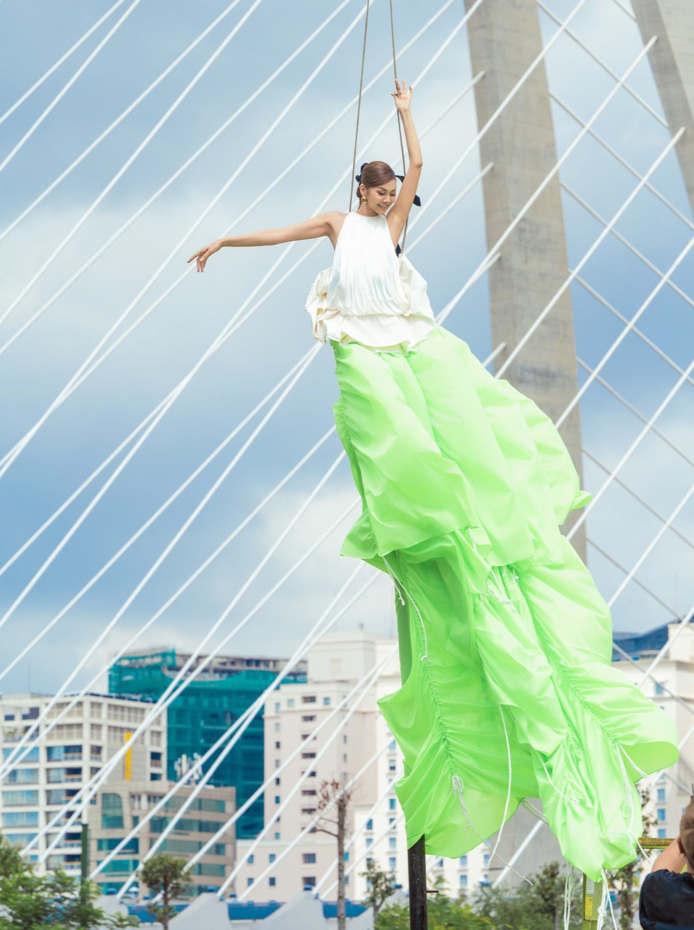 Thất vọng về Vietnam's Next Top Model: Thanh Hằng gây tranh cãi thái độ, ảnh hậu trường còn đẹp hơn ảnh chính!- Ảnh 9.