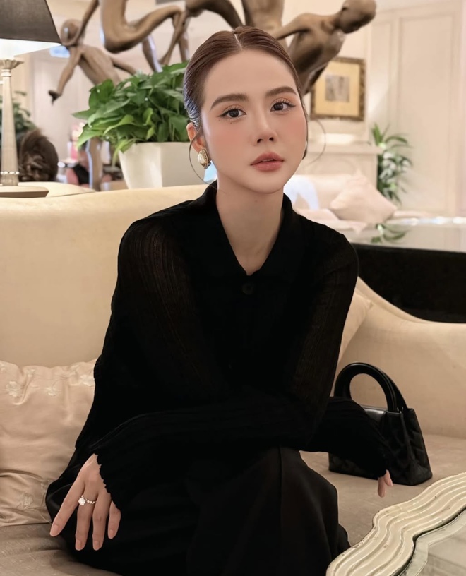 Chỉ 17 giây nhảy nhót, nữ diễn viên phim giờ vàng được khen đẹp nhất showbiz Việt- Ảnh 11.