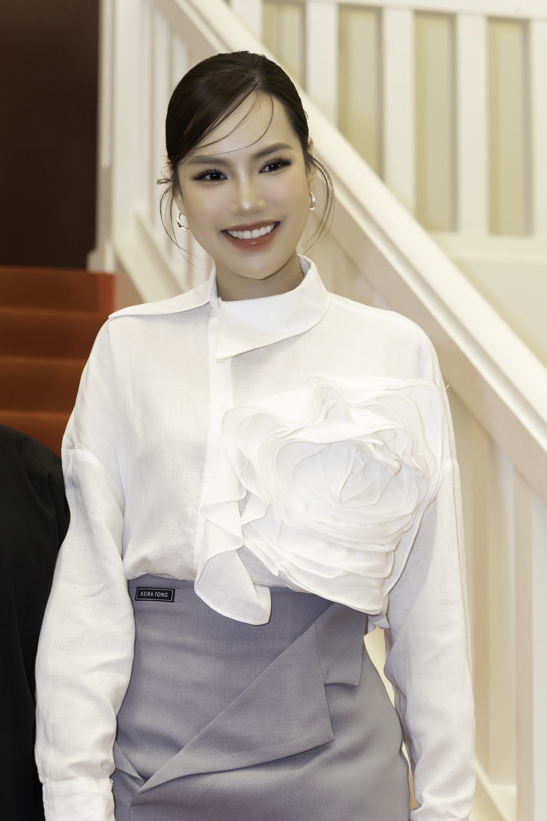 Dàn sao hot đổ bộ sự kiện: Mẹ bỉm Puka dìu chồng đang gặp chấn thương, visual sao nữ Vbiz sau khi giảm 14kg gây chú ý!- Ảnh 8. Dàn sao hot đổ bộ sự kiện: Mẹ bỉm Puka dìu chồng đang gặp chấn thương, visual sao nữ Vbiz sau khi giảm 14kg gây chú ý!- Ảnh 8.