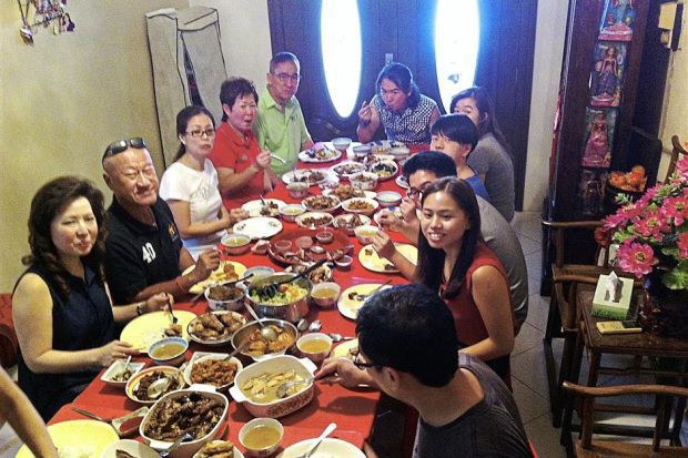 Đem 35 tỷ tiền bồi thường đưa hết cho con trai, người cha chết lặng khi con gái lại làm điều này ngay trong chính sinh nhật mình- Ảnh 2.