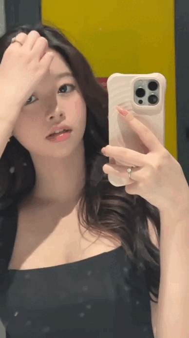 Gái Việt có 1,4 triệu follow TikTok: Nhan sắc như báu vật trời ban, trở thành "hệ tư tưởng" vì mặc đẹp- Ảnh 12.