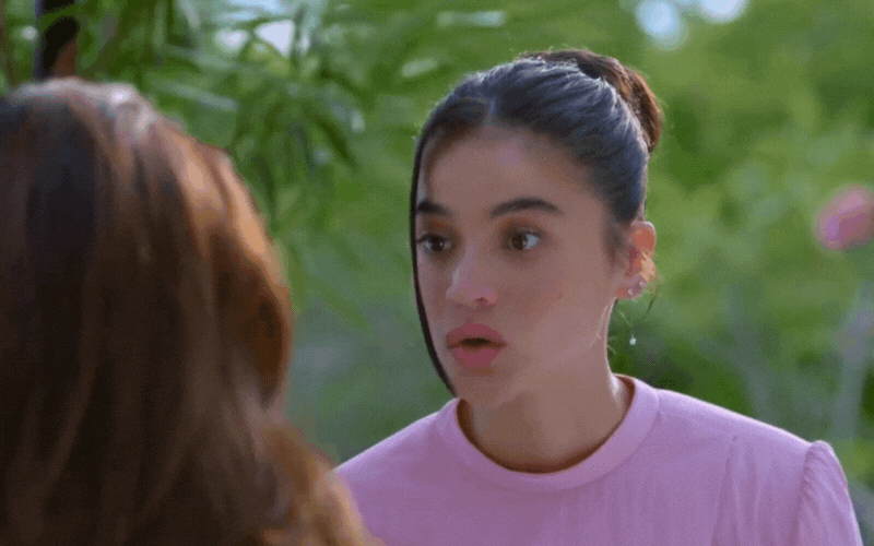 Điên Thì Có Sao bản Philippines bất ngờ viral: Nữ chính đẹp nhưng không “cân” outfit xuất sắc bằng Seo Ye Ji, bản Hàn vẫn là cái bóng quá lớn- Ảnh 7.