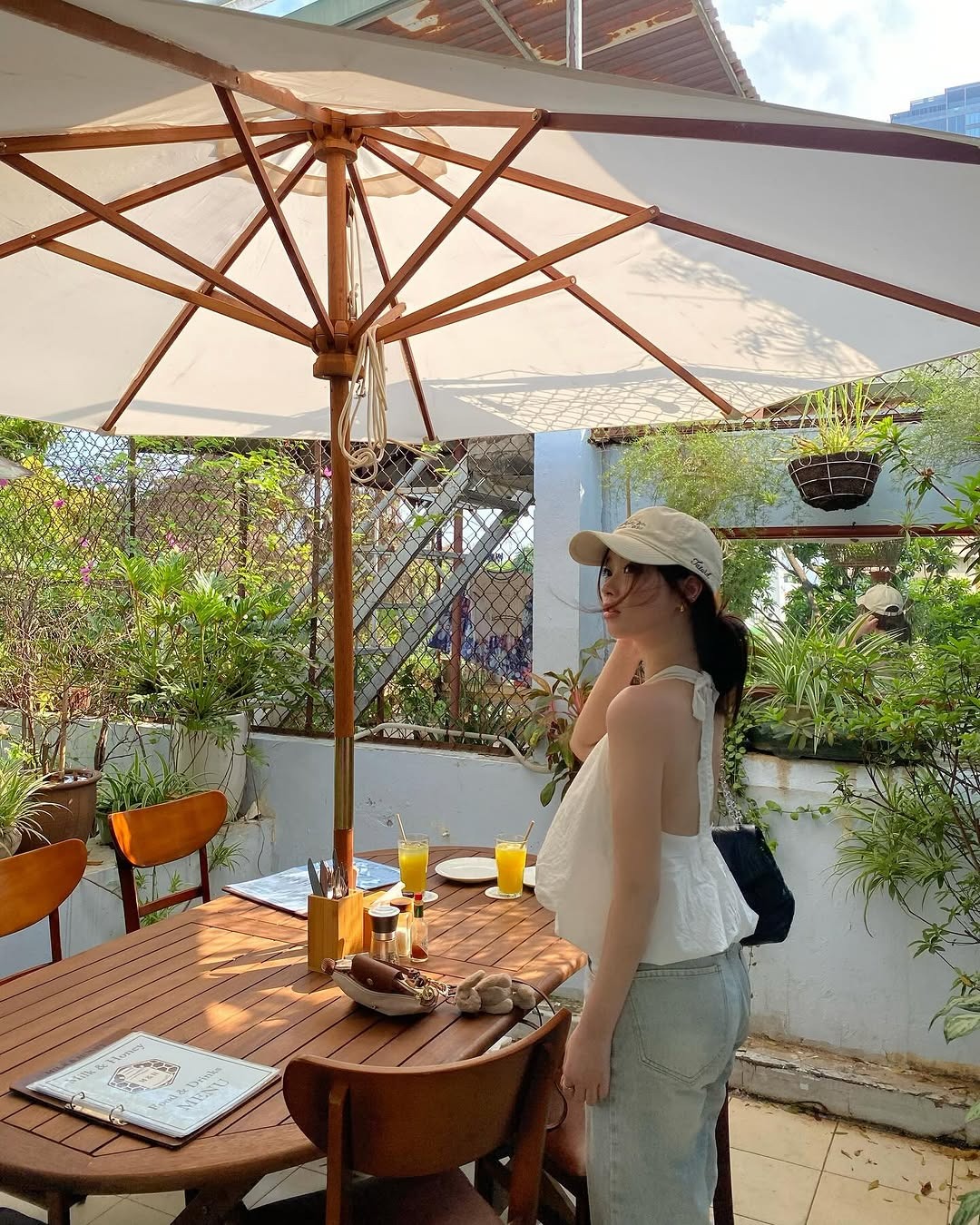 Gái Việt có 1,4 triệu follow TikTok: Nhan sắc như báu vật trời ban, trở thành "hệ tư tưởng" vì mặc đẹp- Ảnh 8.