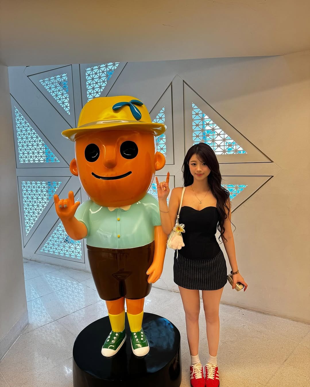 Gái Việt có 1,4 triệu follow TikTok: Nhan sắc như báu vật trời ban, trở thành "hệ tư tưởng" vì mặc đẹp- Ảnh 13.