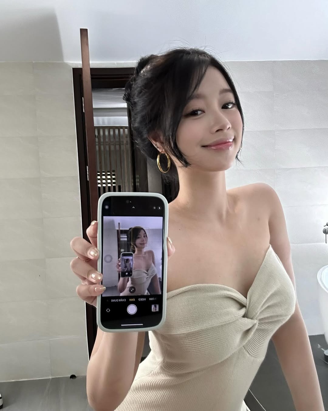 Gái Việt có 1,4 triệu follow TikTok: Nhan sắc như báu vật trời ban, trở thành "hệ tư tưởng" vì mặc đẹp- Ảnh 17.