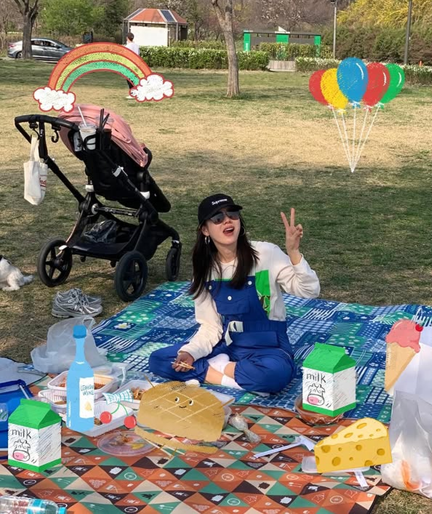 "Chị đẹp" Son Ye Jin chia sẻ khoảnh khắc ấm áp bên con- Ảnh 2.
