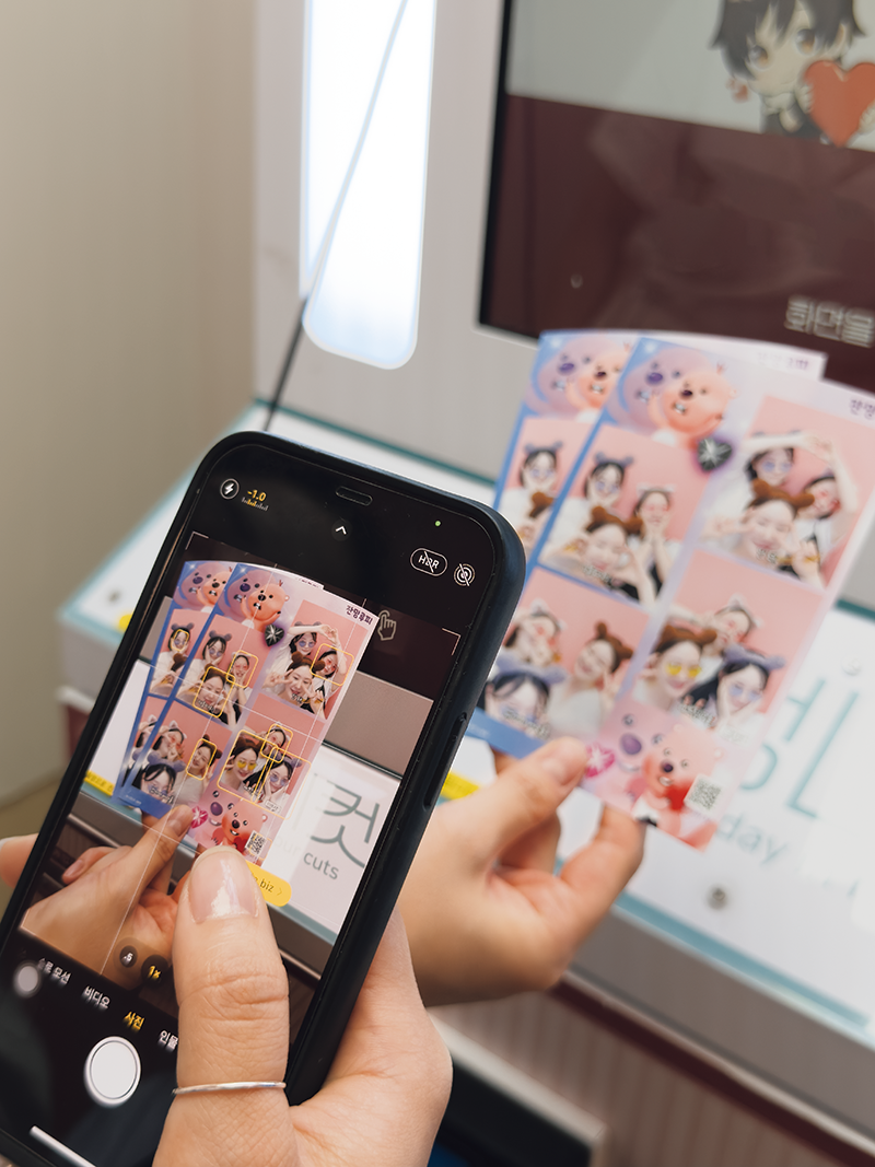 Chụp ảnh "nóng" trong tiệm photobooth- Ảnh 5.