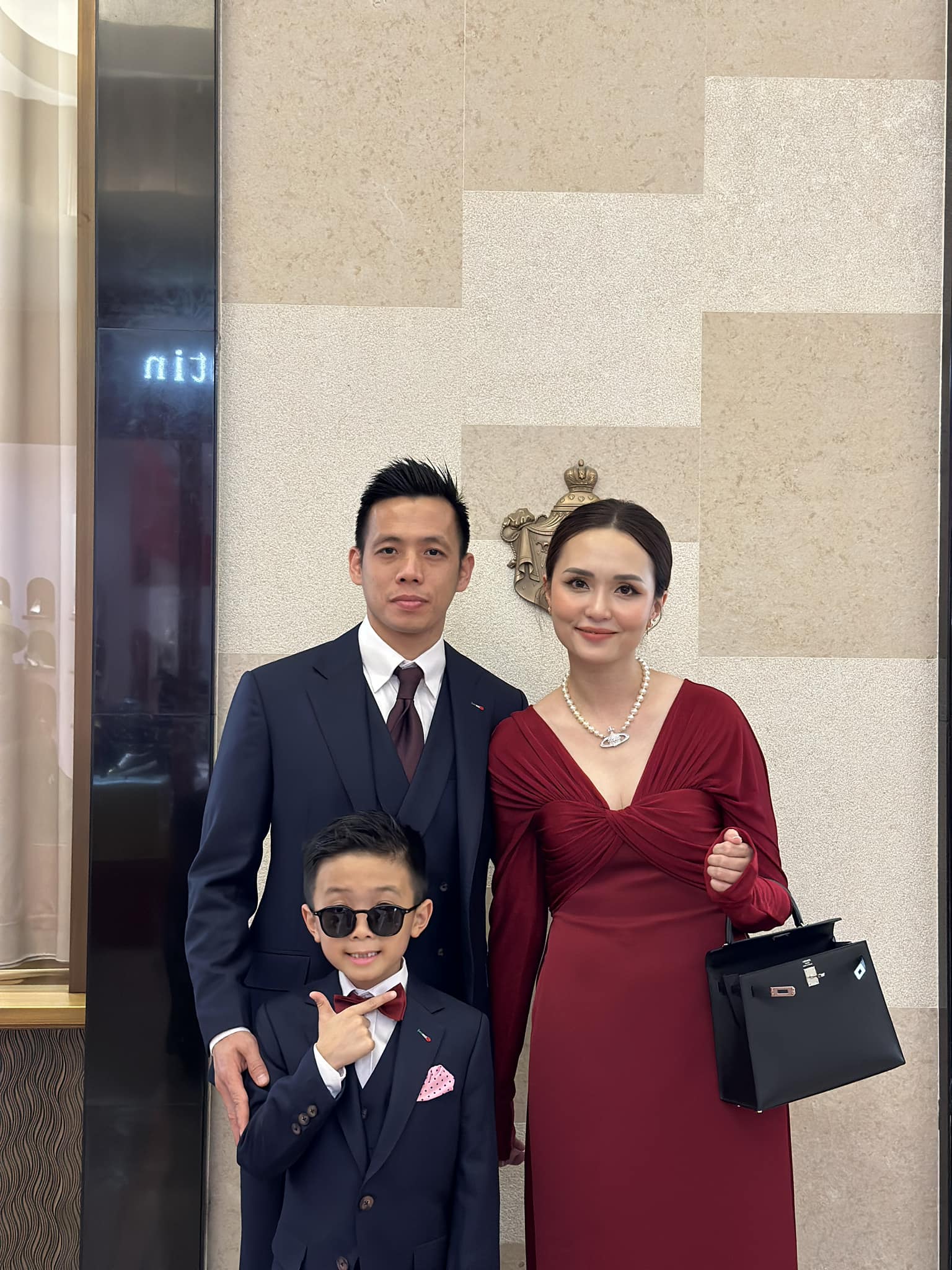 Ái nữ cựu Chủ tịch CLB Sài Gòn đã hết bị chê mặc xấu, lên đồ chuẩn tiểu thư Hà thành, nhan sắc 