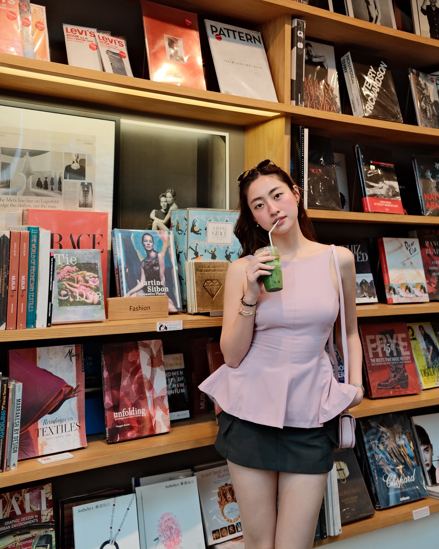 Tự tin mở brand thời trang, vậy gu ăn mặc của Lương Thùy Linh thế nào?- Ảnh 4.