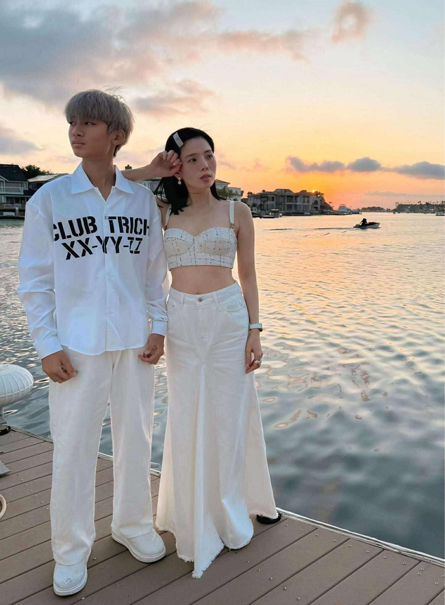 Quý tử "xịn xò" nhất showbiz Việt: Mẹ là ca sĩ nổi tiếng, bố là đại gia, mới ít tuổi đã được nuôi dạy thật đáng ghen tỵ- Ảnh 1.