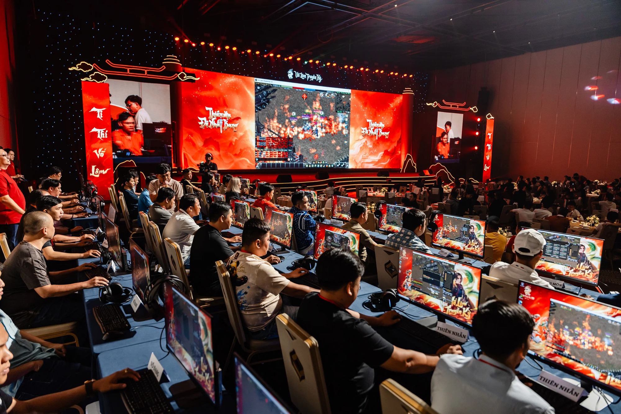 Tựa game huyền thoại Võ Lâm Truyền Kỳ kỷ niệm 20 năm ra mắt- Ảnh 5. Tựa game huyền thoại Võ Lâm Truyền Kỳ kỷ niệm 20 năm ra mắt- Ảnh 5.